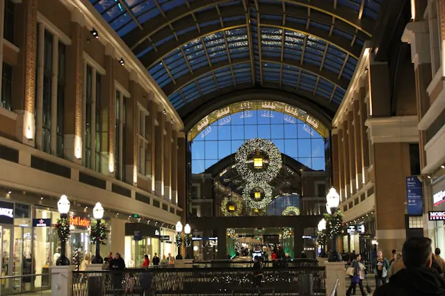 Shopping centre injury claims in Gateshead